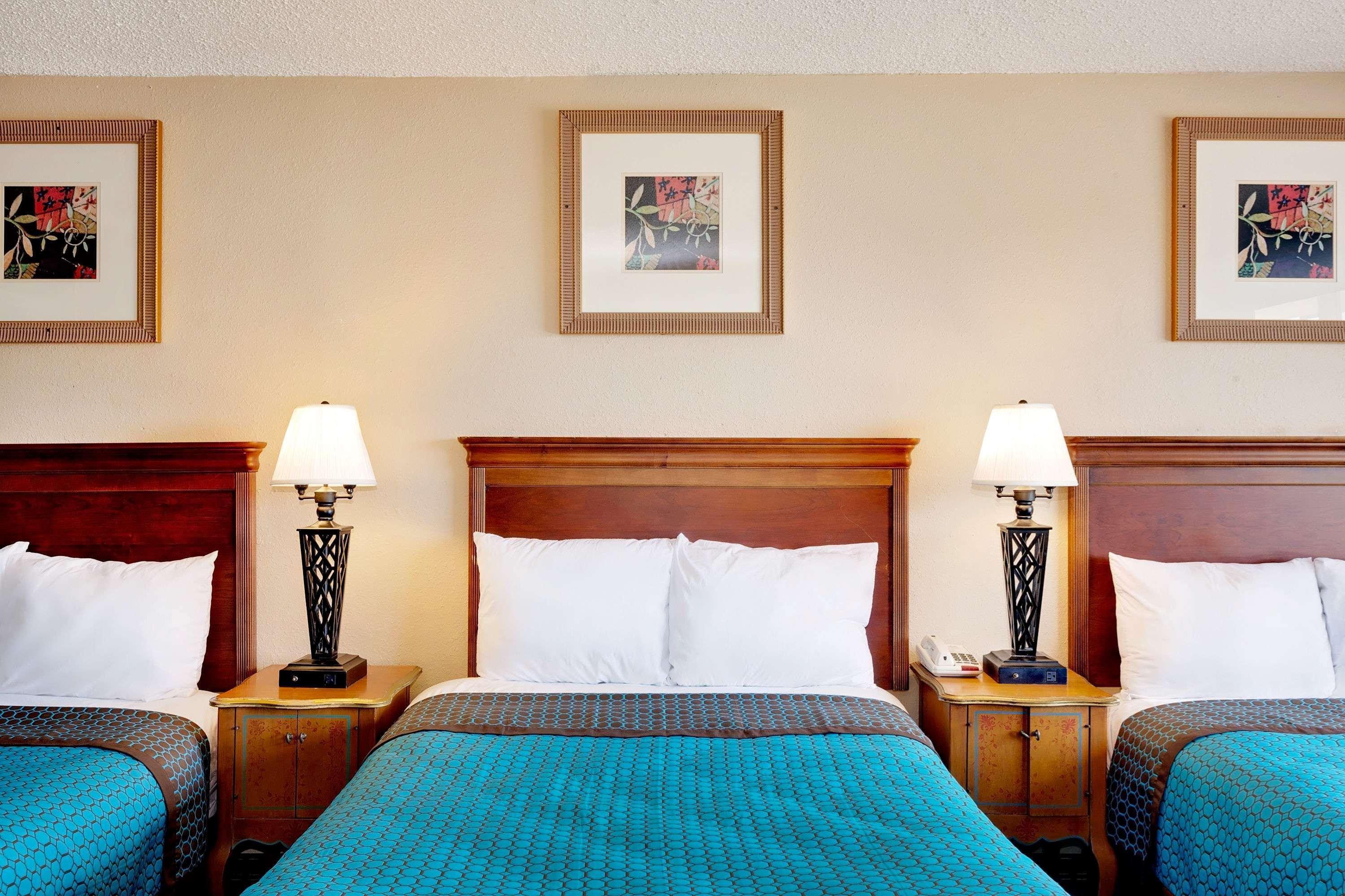 Days Inn By Wyndham Lafayette Near Lafayette Airport Екстер'єр фото