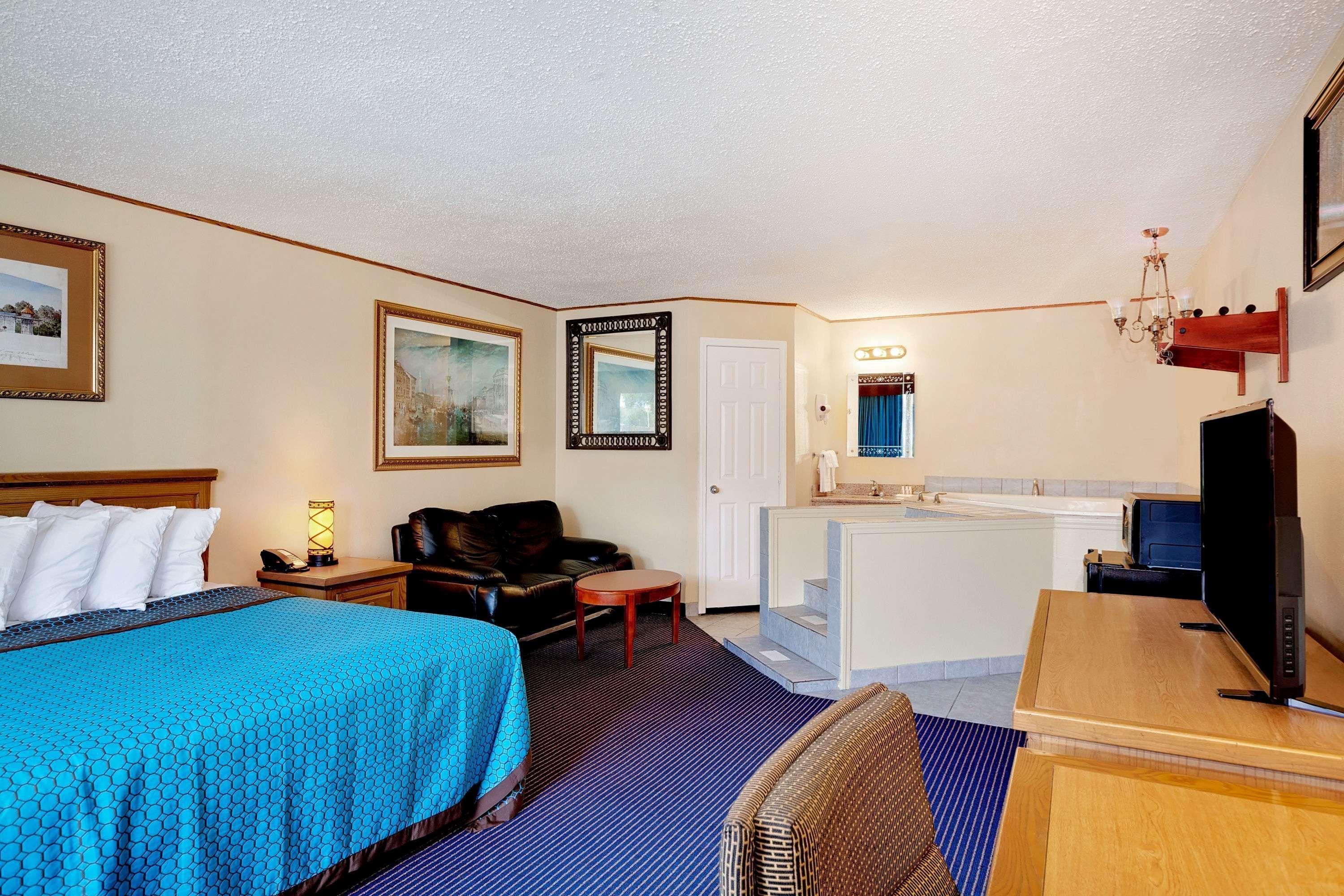 Days Inn By Wyndham Lafayette Near Lafayette Airport Екстер'єр фото