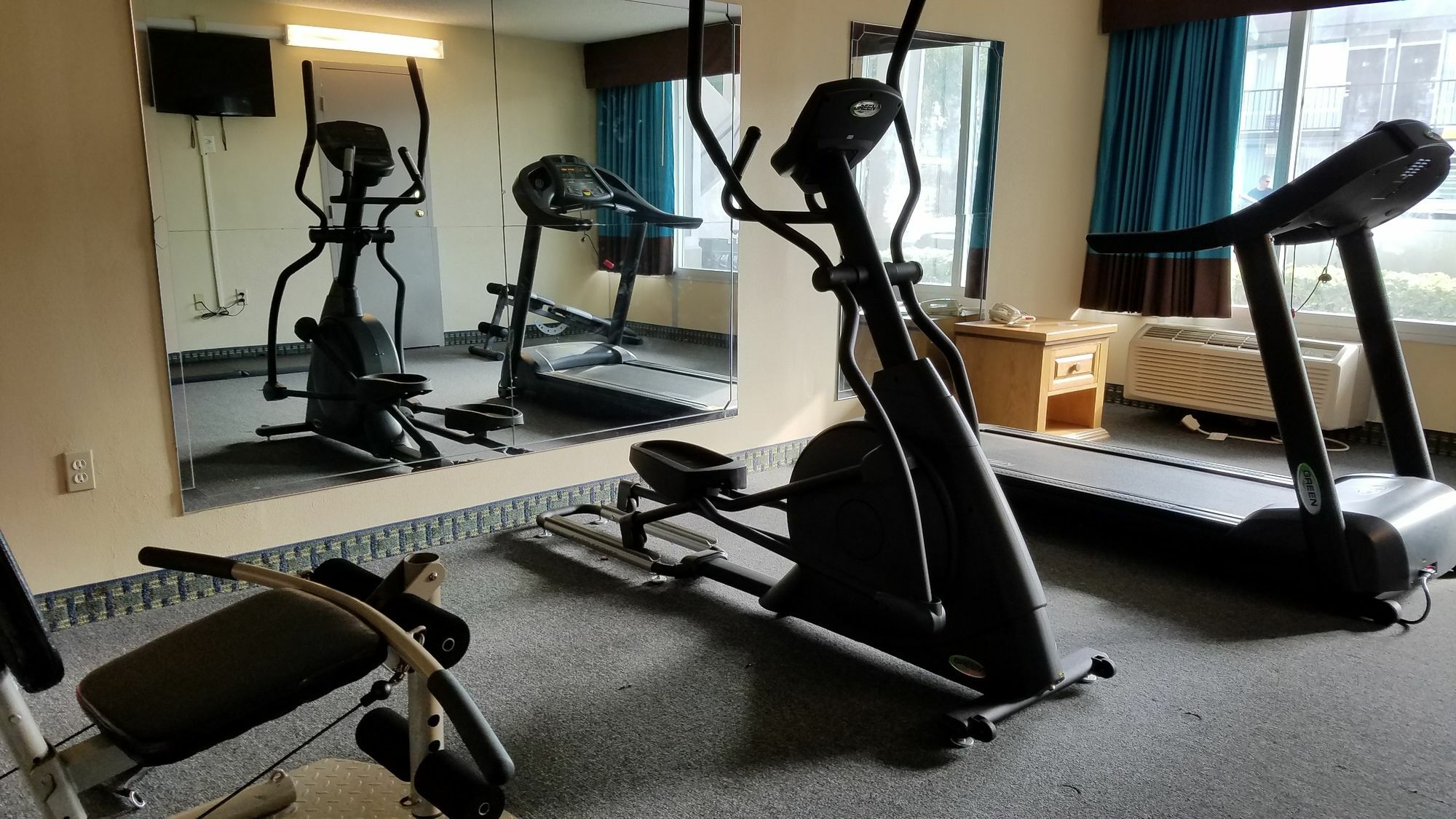 Days Inn By Wyndham Lafayette Near Lafayette Airport Екстер'єр фото